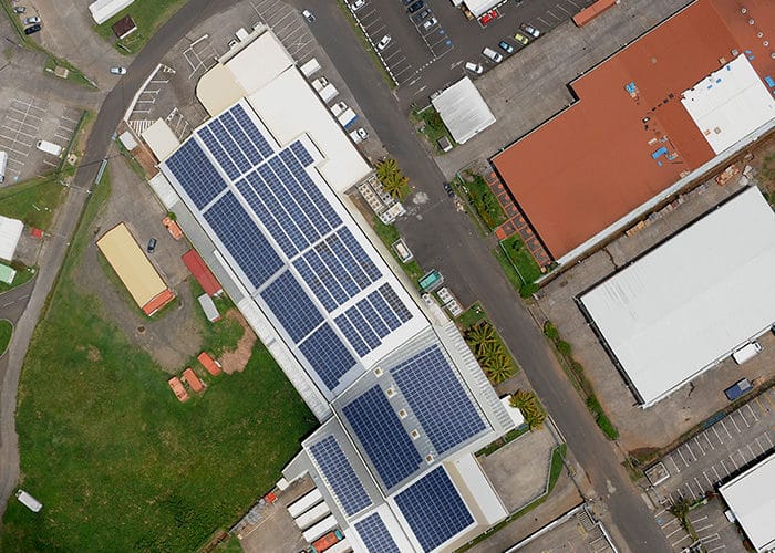 centrale photovoltaique sur toiture hangar industriel professionnel sunzil injection totale